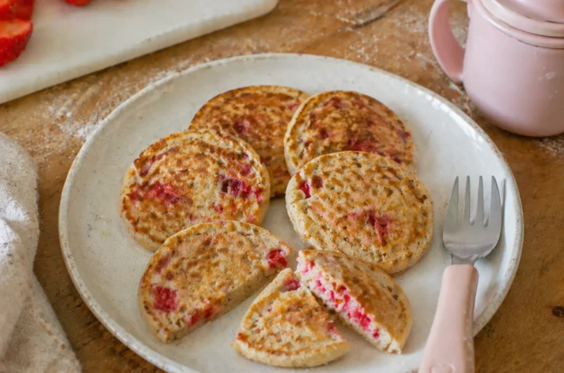 pancakes à la fraise et banane pour bébé dès 10 mois recette DME